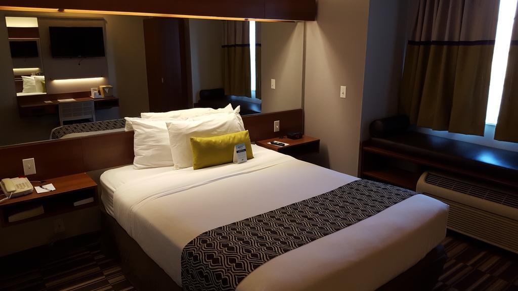 Microtel Inn & Suites By Wyndham Bellevue Exteriér fotografie